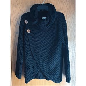 Black knit sweater. Never worn. Size medium.